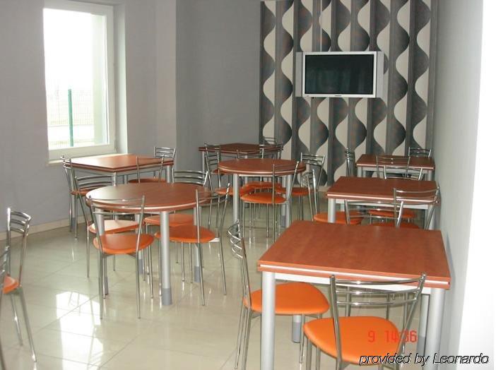 Hotel I Restauracja W Luboniu Restaurace fotografie
